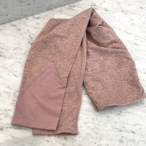 Zella Speckled Rose Colored Capri Workout Leggings - Picture 3 of 3